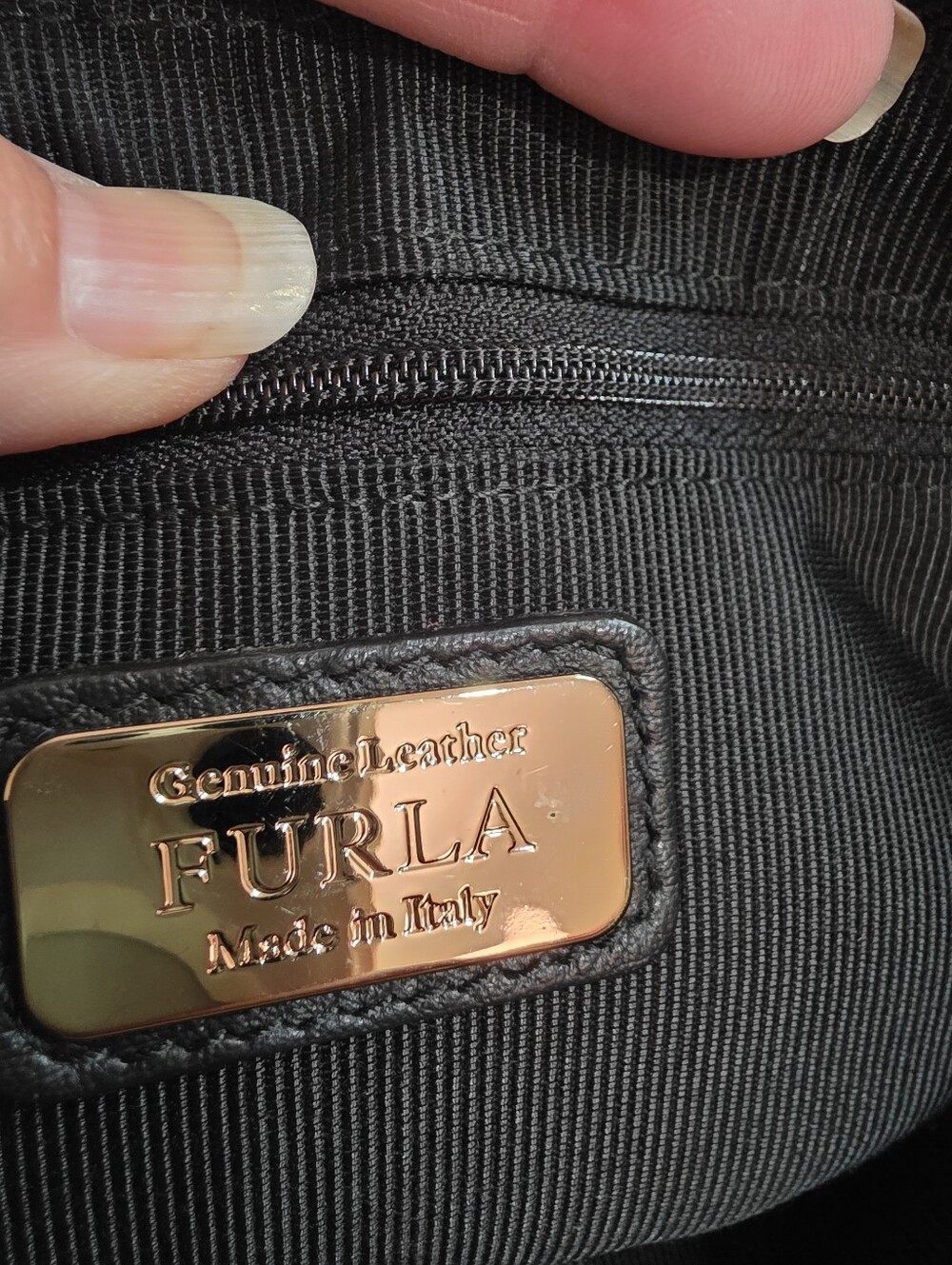 GENUINE FURLA BLACK LEATHER CROSS BODY SATCHEL PURSE LIKE NEW CONDITION - Picture 10 of 11